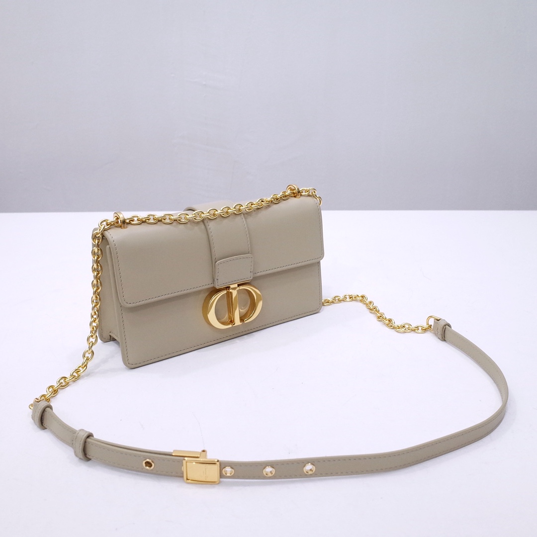 30 Montaigne East-West Bag with Chain Beige Supple Calfskin